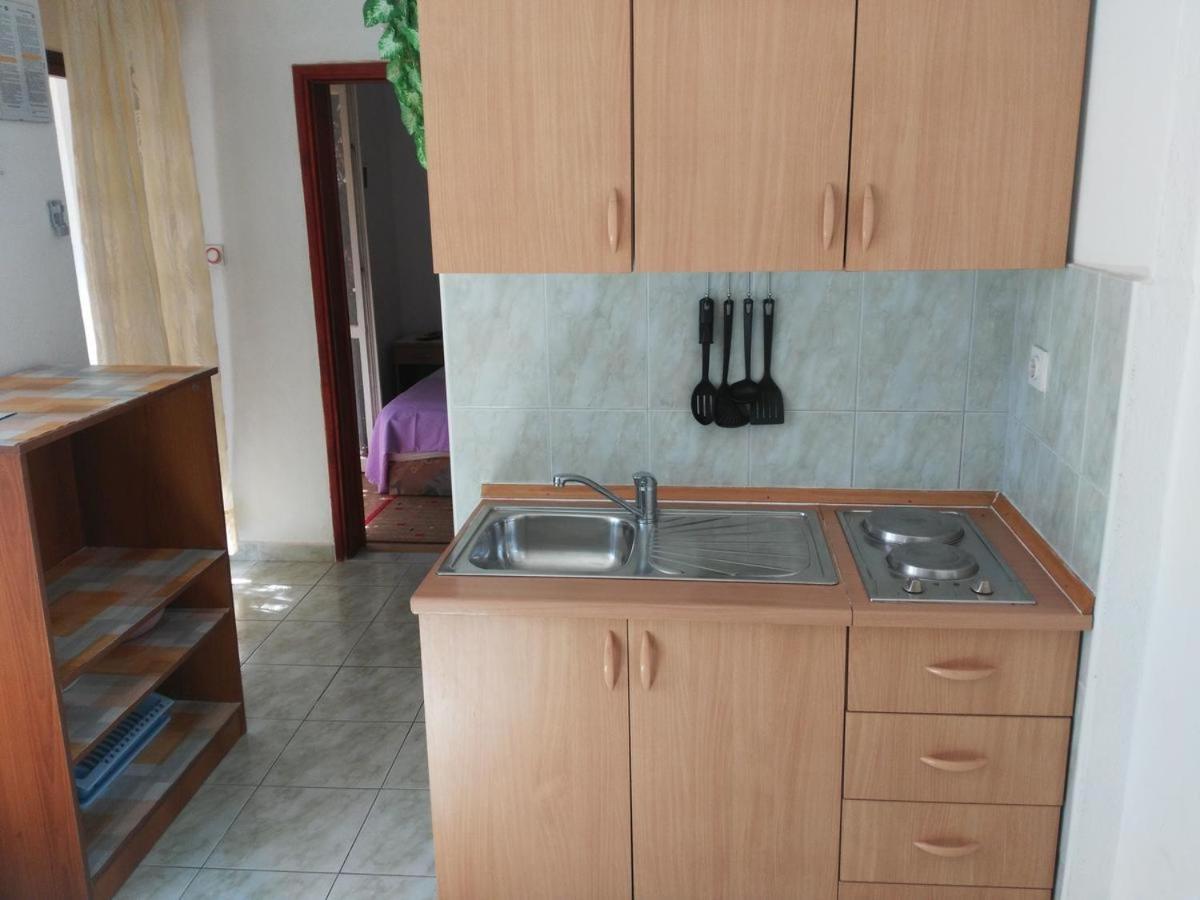 Apartmani Karuza Novalja Kültér fotó
