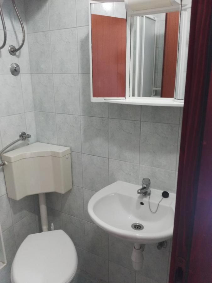 Apartmani Karuza Novalja Kültér fotó
