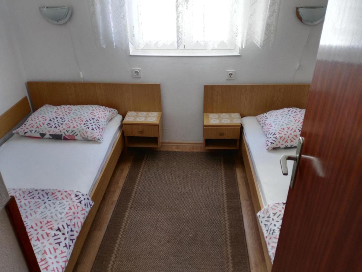 Apartmani Karuza Novalja Kültér fotó